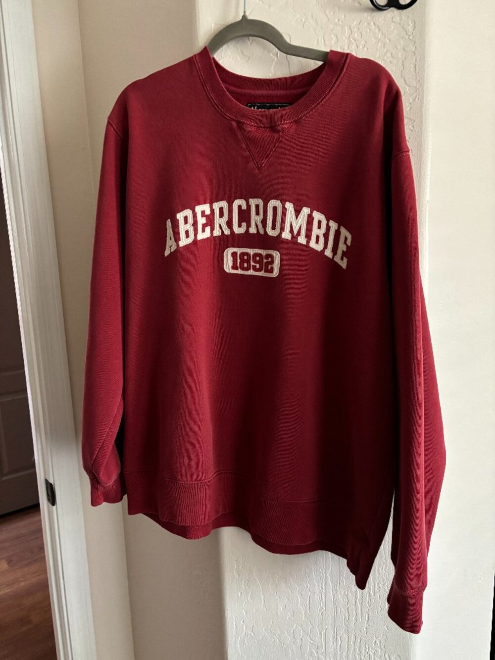 Vintage Y2K Abercrombie & Fitch Spellout Crewneck Sweatshirt XL Red